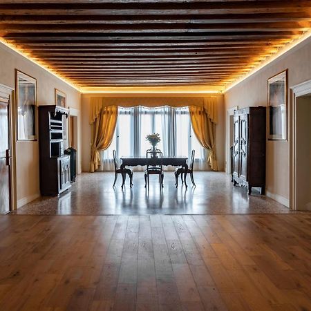 Palazzo Titti Rialto Suites 威尼斯 外观 照片