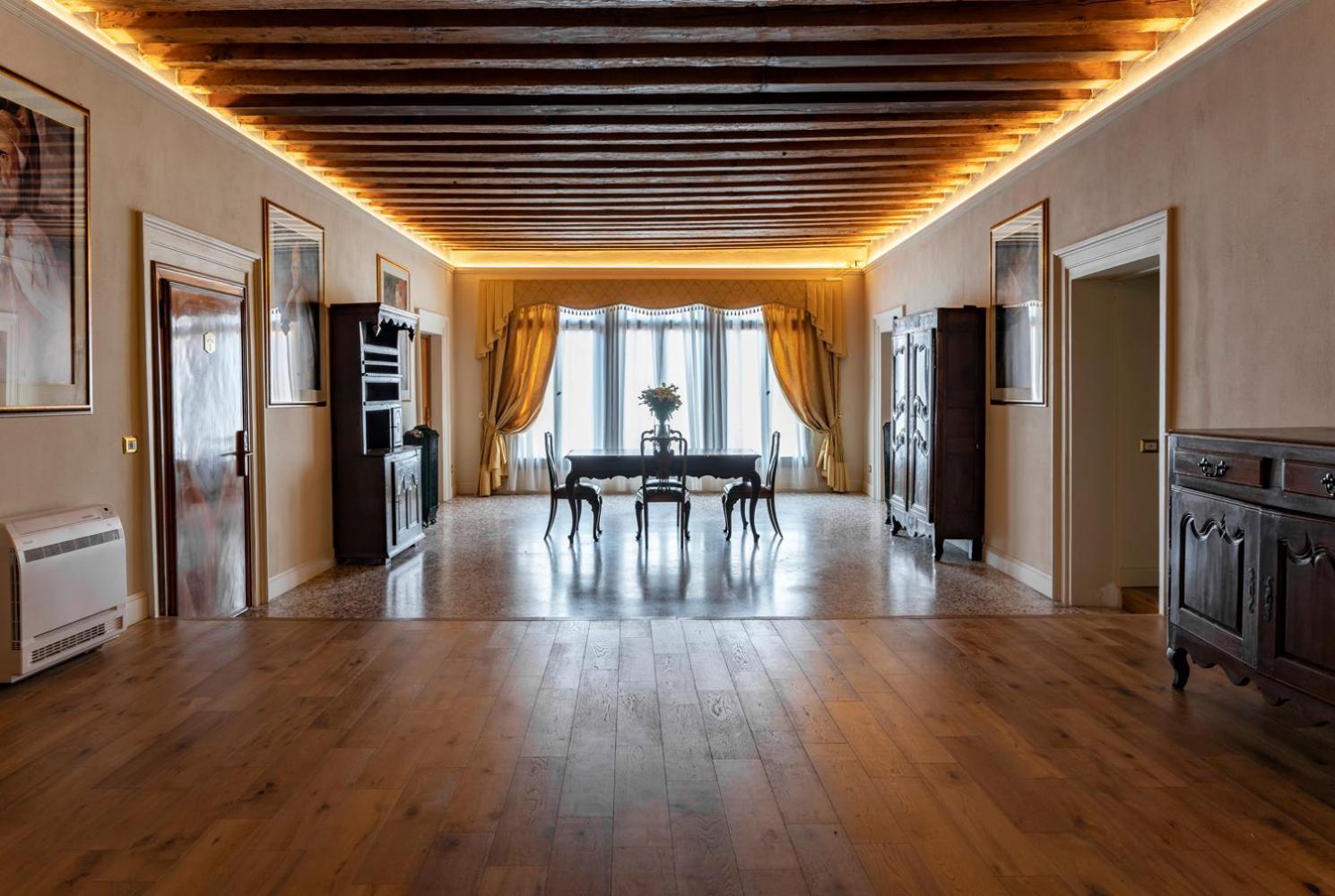 Palazzo Titti Rialto Suites 威尼斯 外观 照片