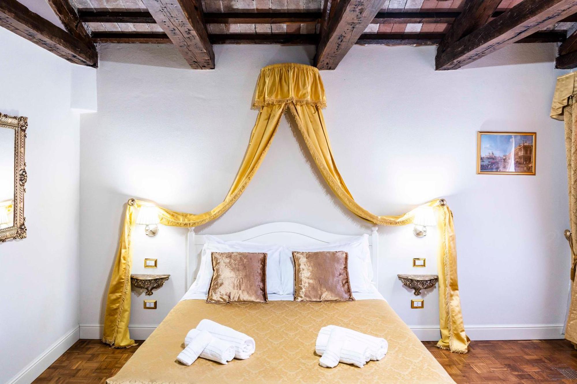 Palazzo Titti Rialto Suites 威尼斯 外观 照片
