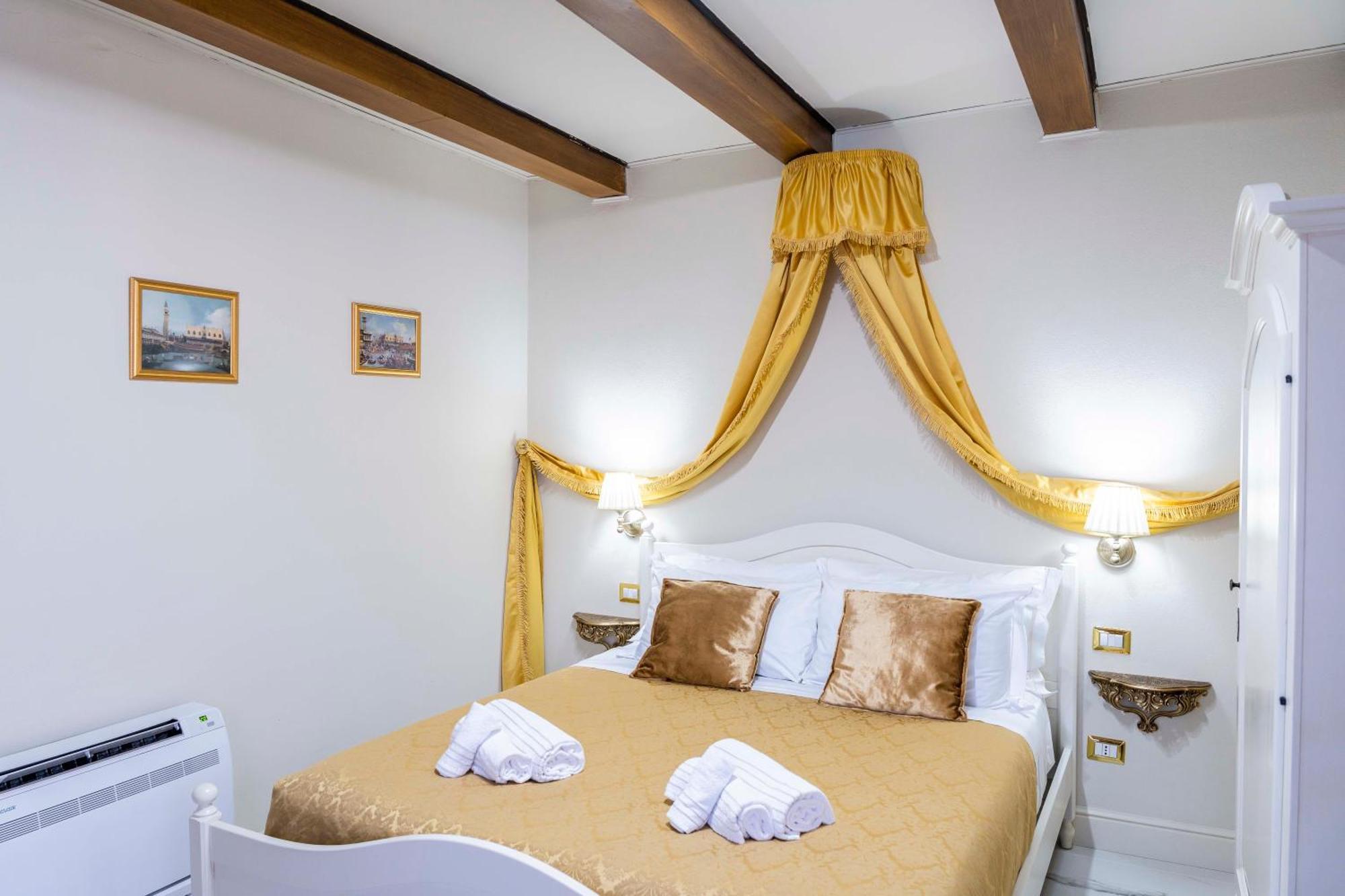 Palazzo Titti Rialto Suites 威尼斯 外观 照片