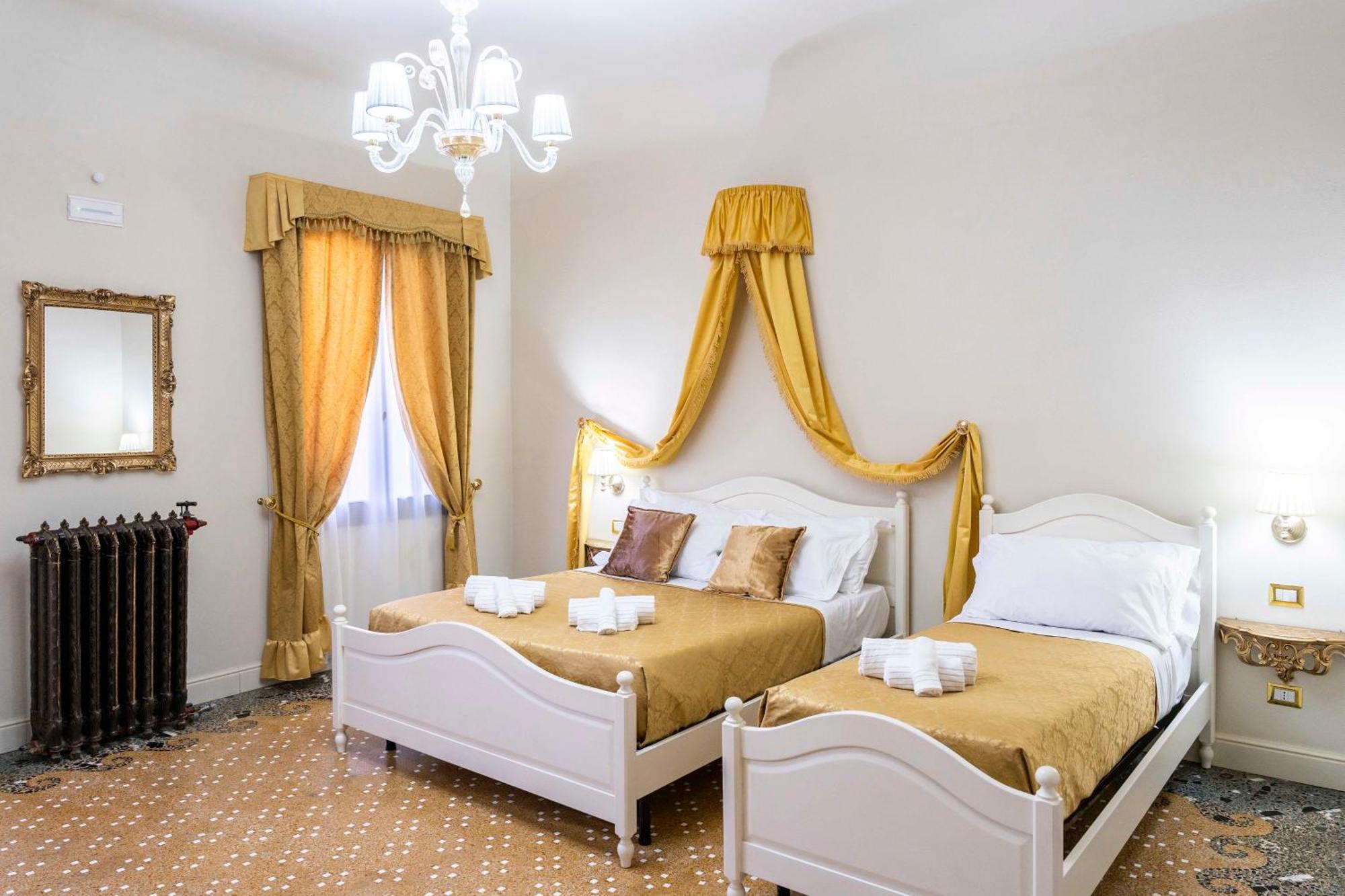 Palazzo Titti Rialto Suites 威尼斯 外观 照片