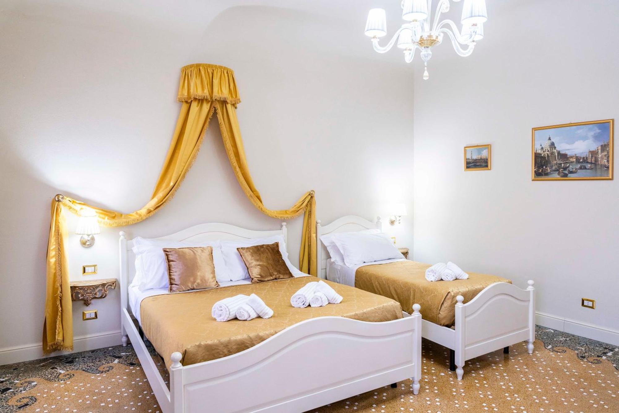 Palazzo Titti Rialto Suites 威尼斯 外观 照片
